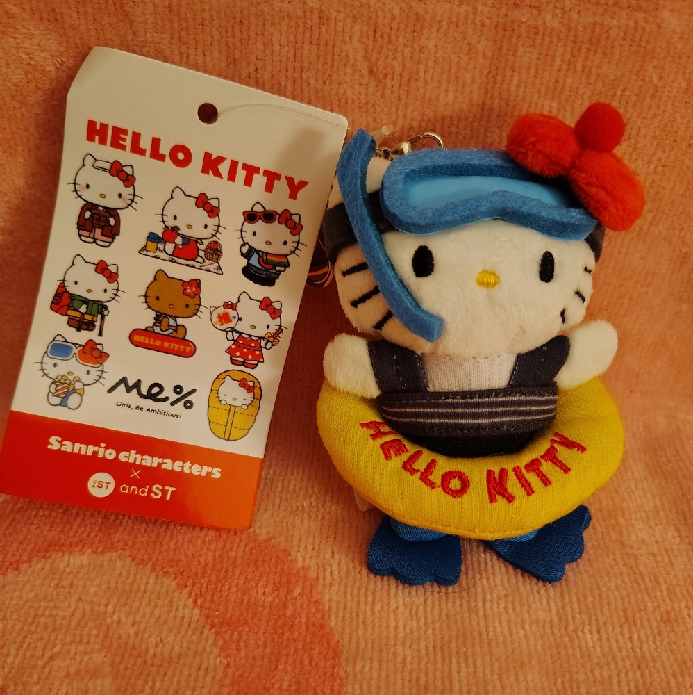 EXCLUSIVE - Hello Kitty Officially Licensed "Snorkeling Kitty" Purse Pal Plushie - Picture 5 of 8